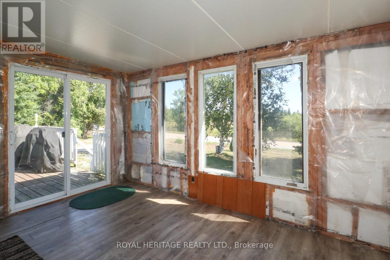 161 Devitt'S Road, Kawartha Lakes, ON - Indoor Photo Showing Other Room