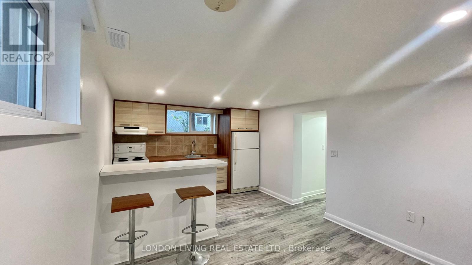 183 Cambridge Street, London North (North N), ON - Indoor