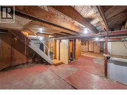 basement -