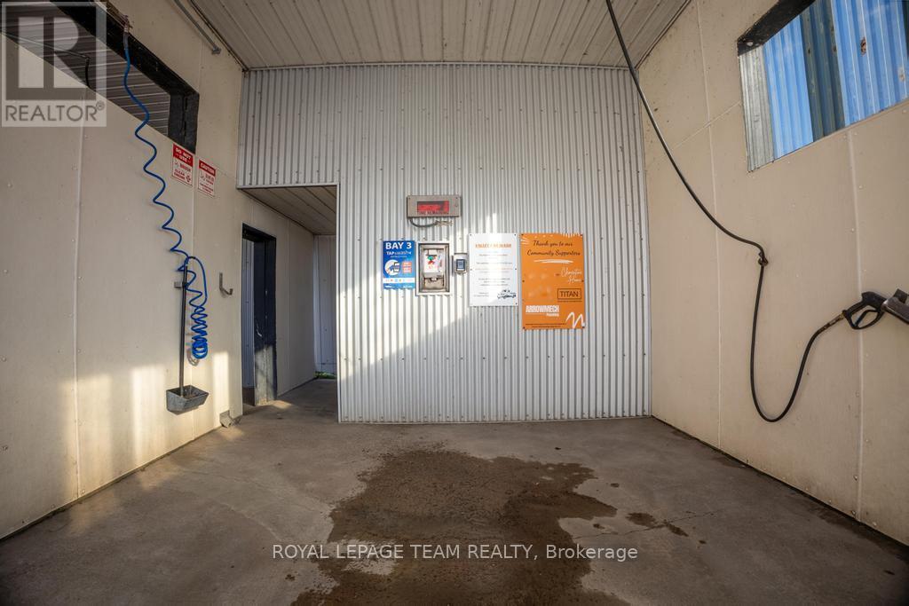 New Credit card machines - 12 Elgin Street E, Arnprior, ON