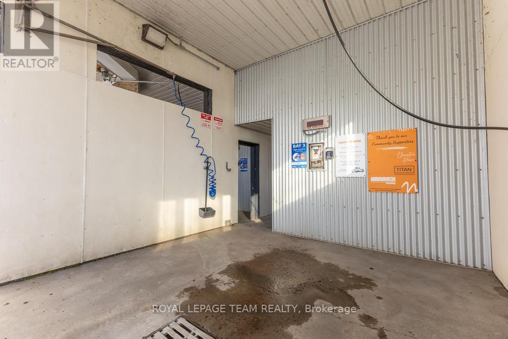 12 Elgin Street E, Arnprior, ON