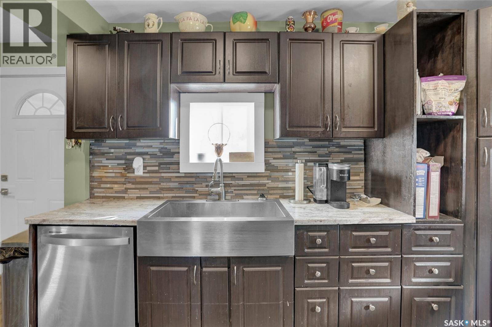 26 Main Street, Marquis, SK - Indoor Photo Showing Kitchen