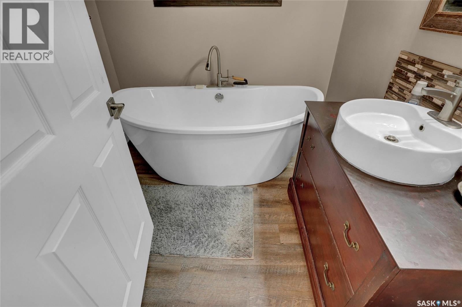 26 Main Street, Marquis, SK - Indoor Photo Showing Bathroom