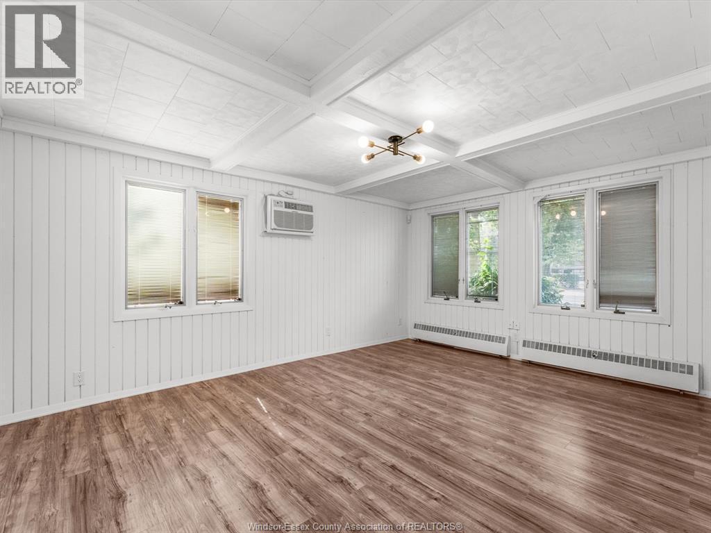 13050 Riverside Drive East, Tecumseh, ON - Indoor Photo Showing Other Room