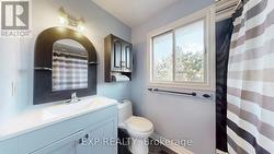 Master Ensuite -