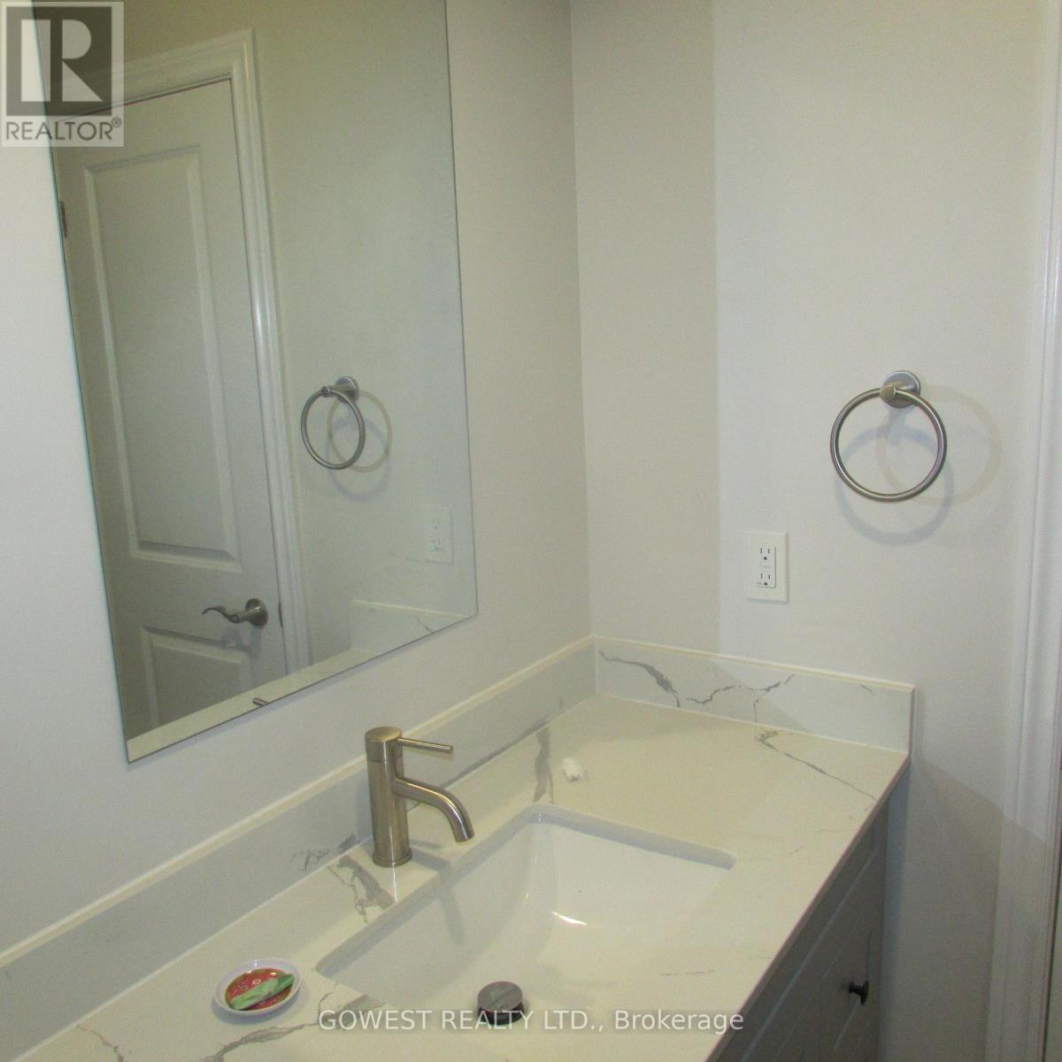 3Rd Floor - 24A Roncesvalles Avenue, Toronto, ON - Indoor Photo Showing Bathroom