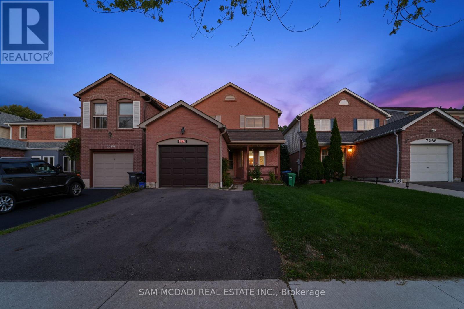 7262 Corrine Crescent, Mississauga, ON - Outdoor With Facade