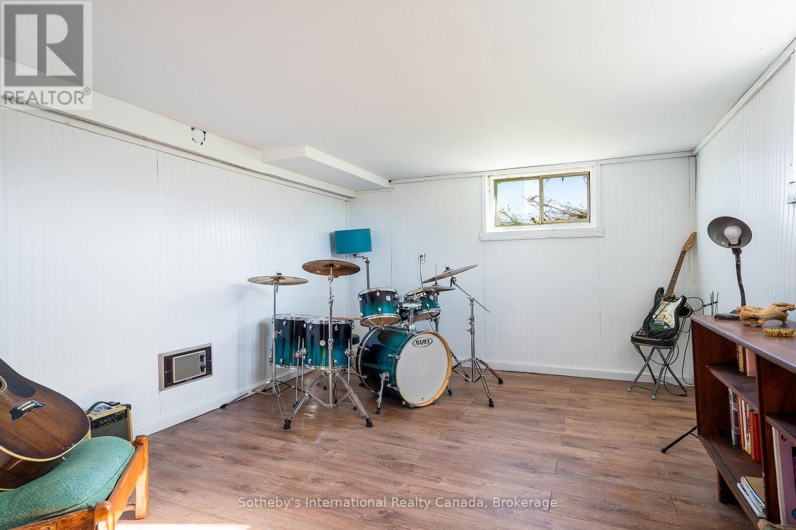 315298 3Rd Line A, Grey Highlands, ON - Indoor Photo Showing Other Room