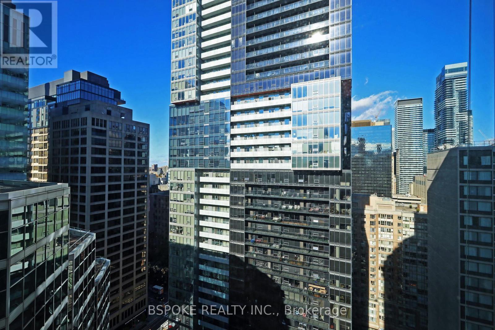 2500 - 38 Elm Street, Toronto, ON - Outdoor With Facade
