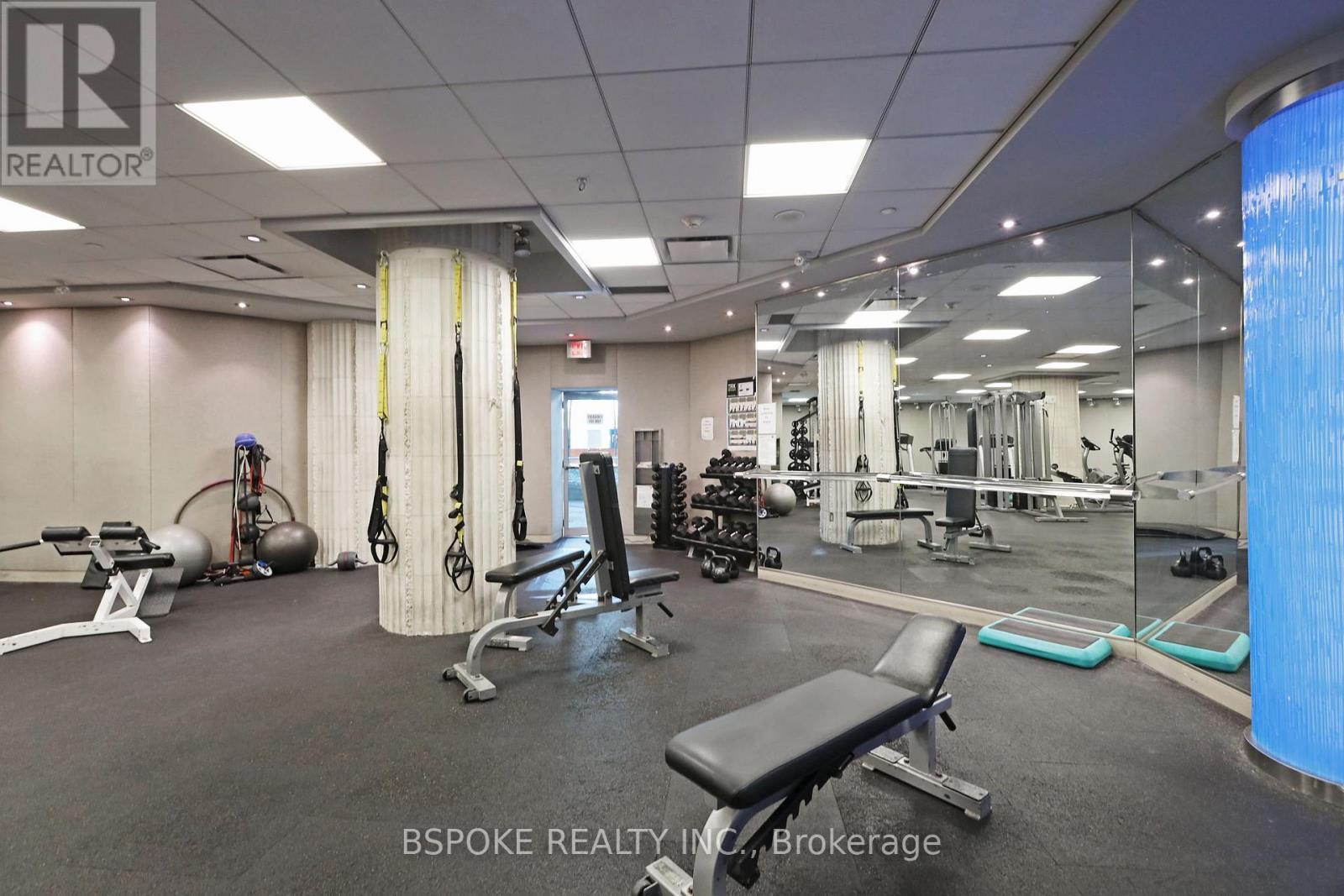 2500 - 38 Elm Street, Toronto, ON - Indoor Photo Showing Gym Room