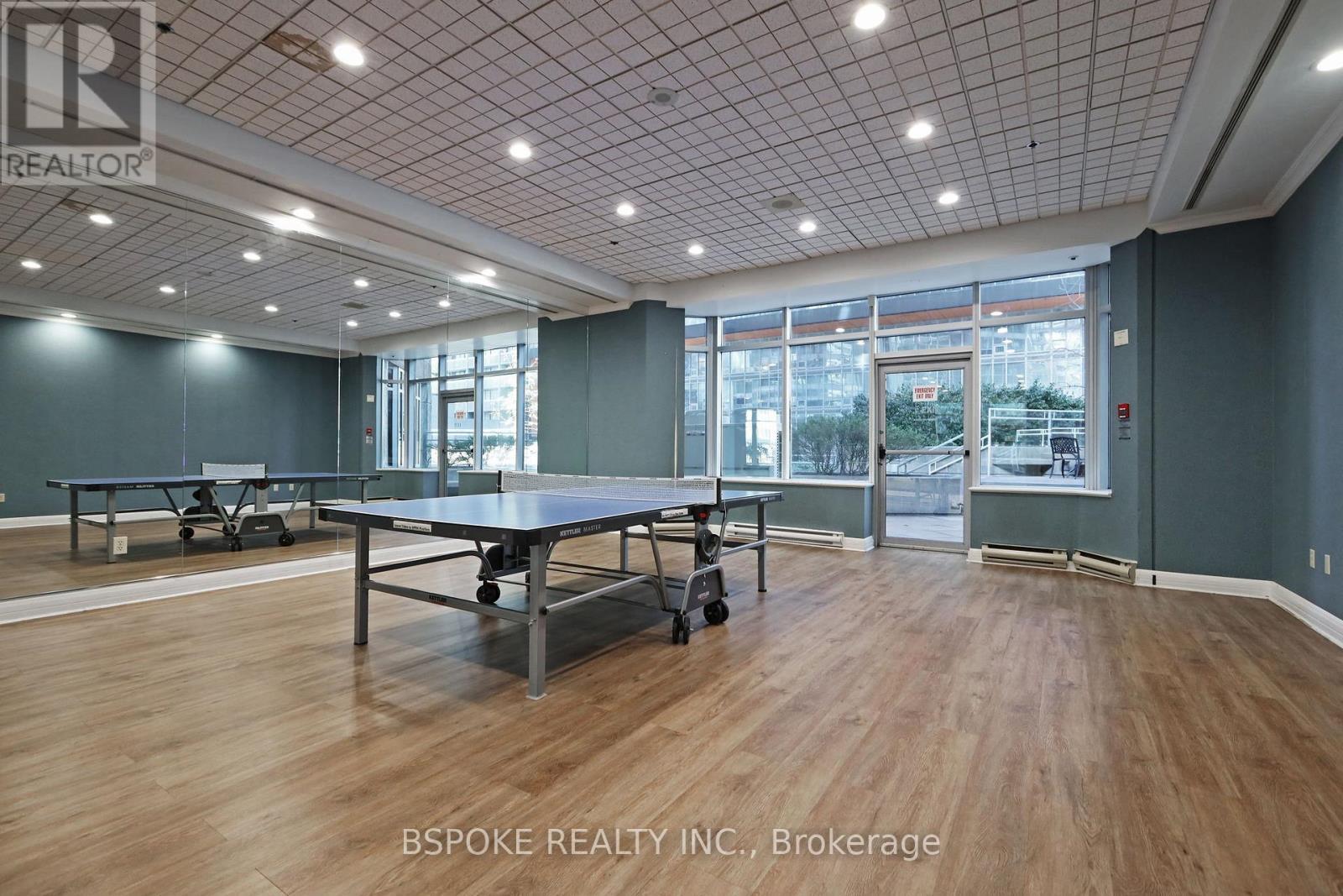 2500 - 38 Elm Street, Toronto, ON - Indoor Photo Showing Other Room