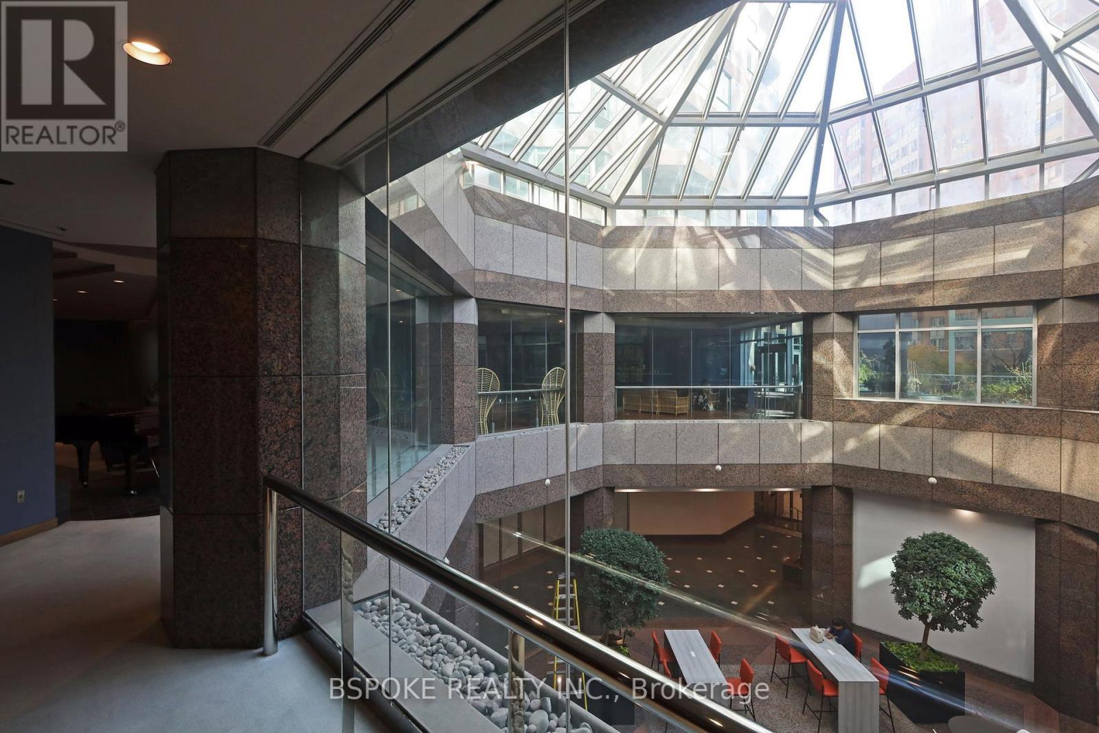 2500 - 38 Elm Street, Toronto, ON - Indoor Photo Showing Other Room