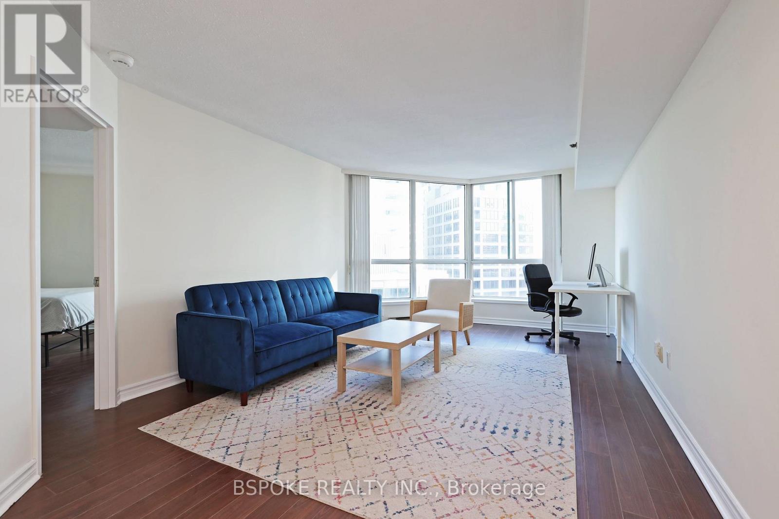 2500 - 38 Elm Street, Toronto, ON - Indoor