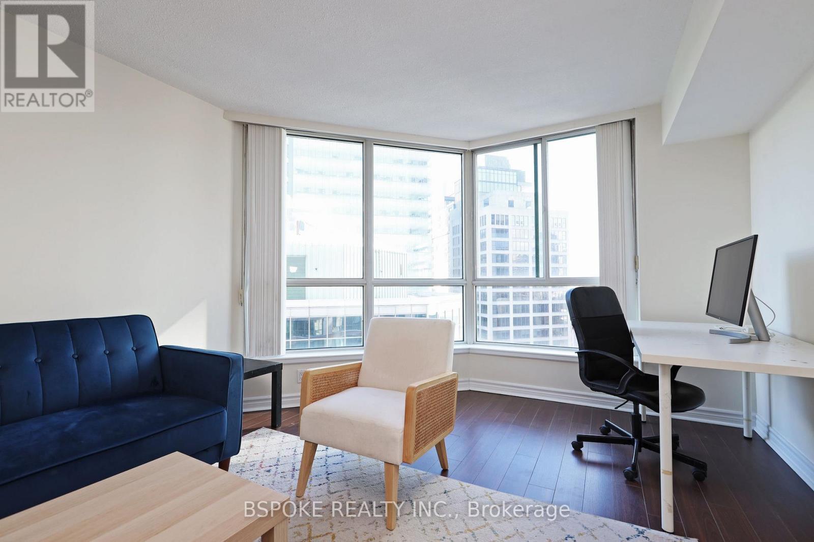 2500 - 38 Elm Street, Toronto, ON - Indoor