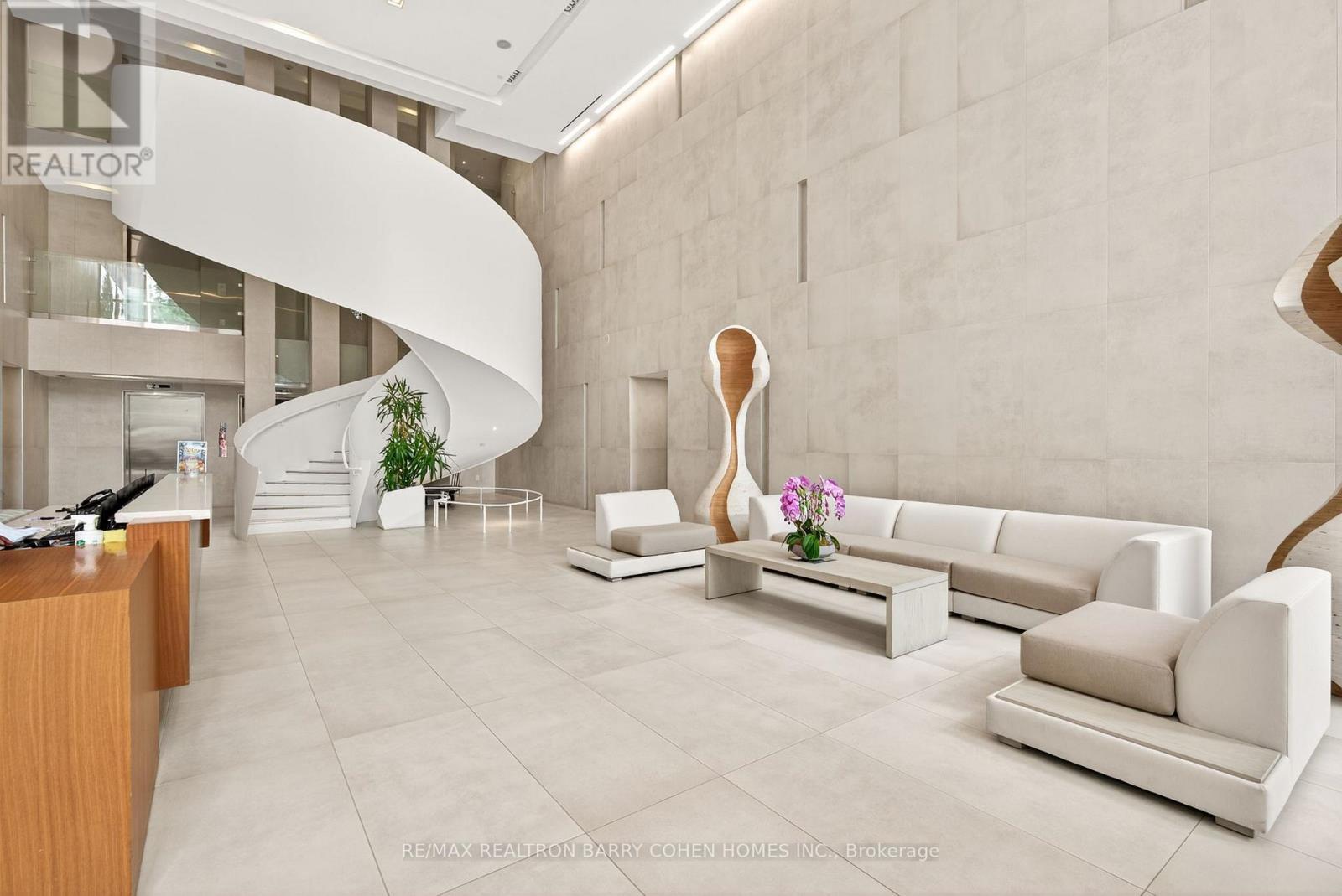 133 Pears Avenue, Toronto, ON - Indoor Photo Showing Other Room