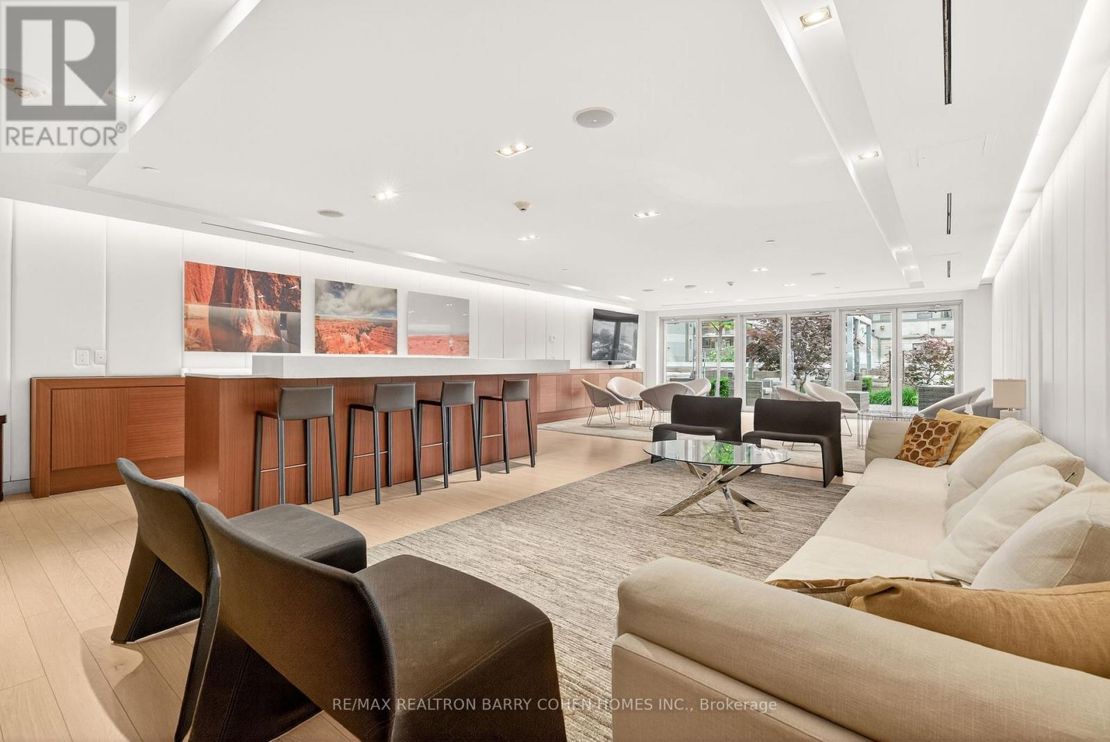 133 Pears Avenue, Toronto, ON - Indoor