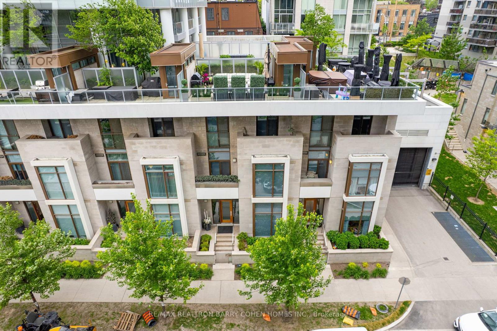 133 Pears Avenue, Toronto, ON - Outdoor With Facade