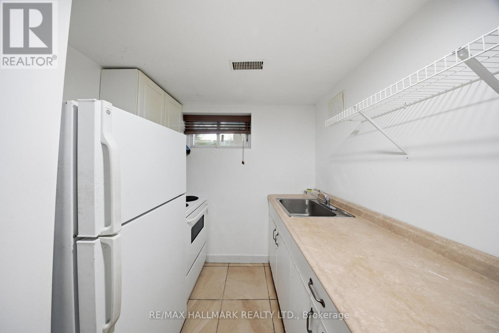 Bsmt - 34 Horfield Avenue, Toronto, ON - Indoor