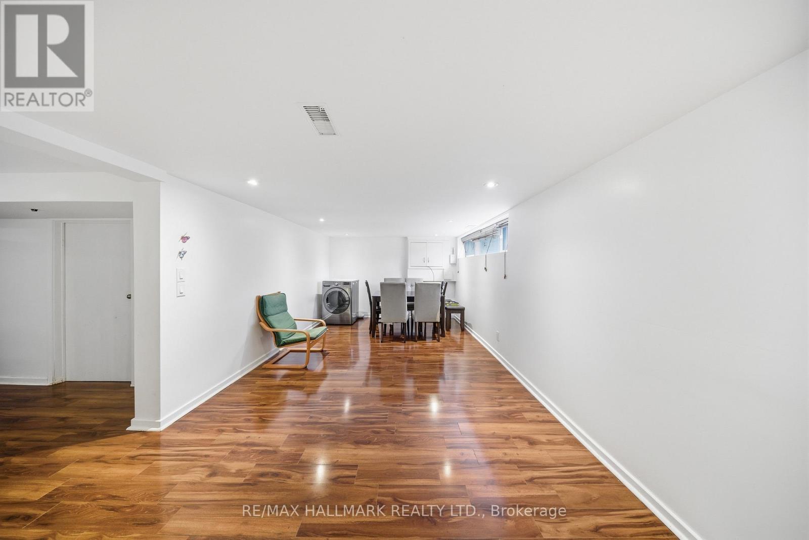 Bsmt - 34 Horfield Avenue, Toronto, ON - Indoor Photo Showing Other Room