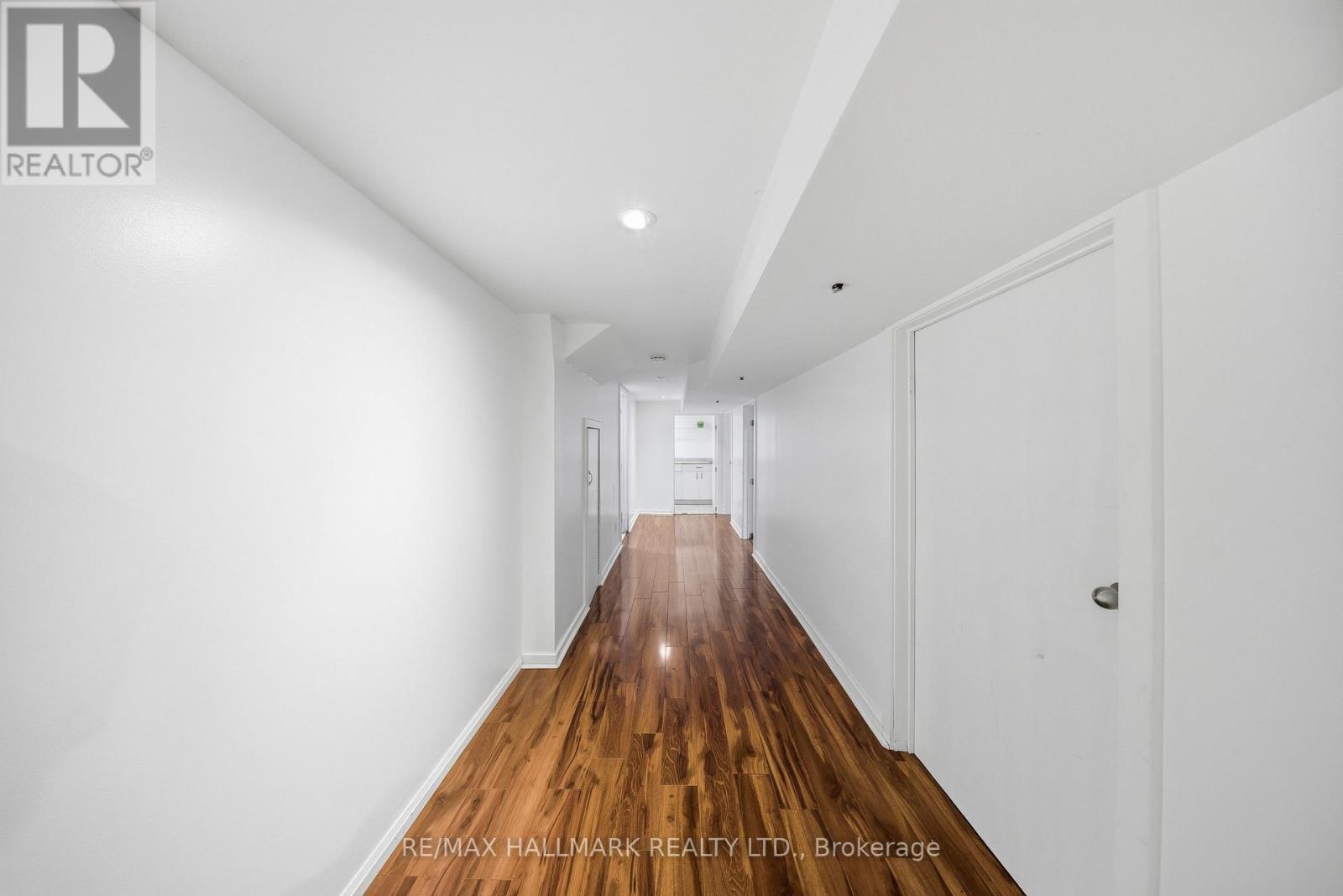 Bsmt - 34 Horfield Avenue, Toronto, ON - Indoor Photo Showing Other Room