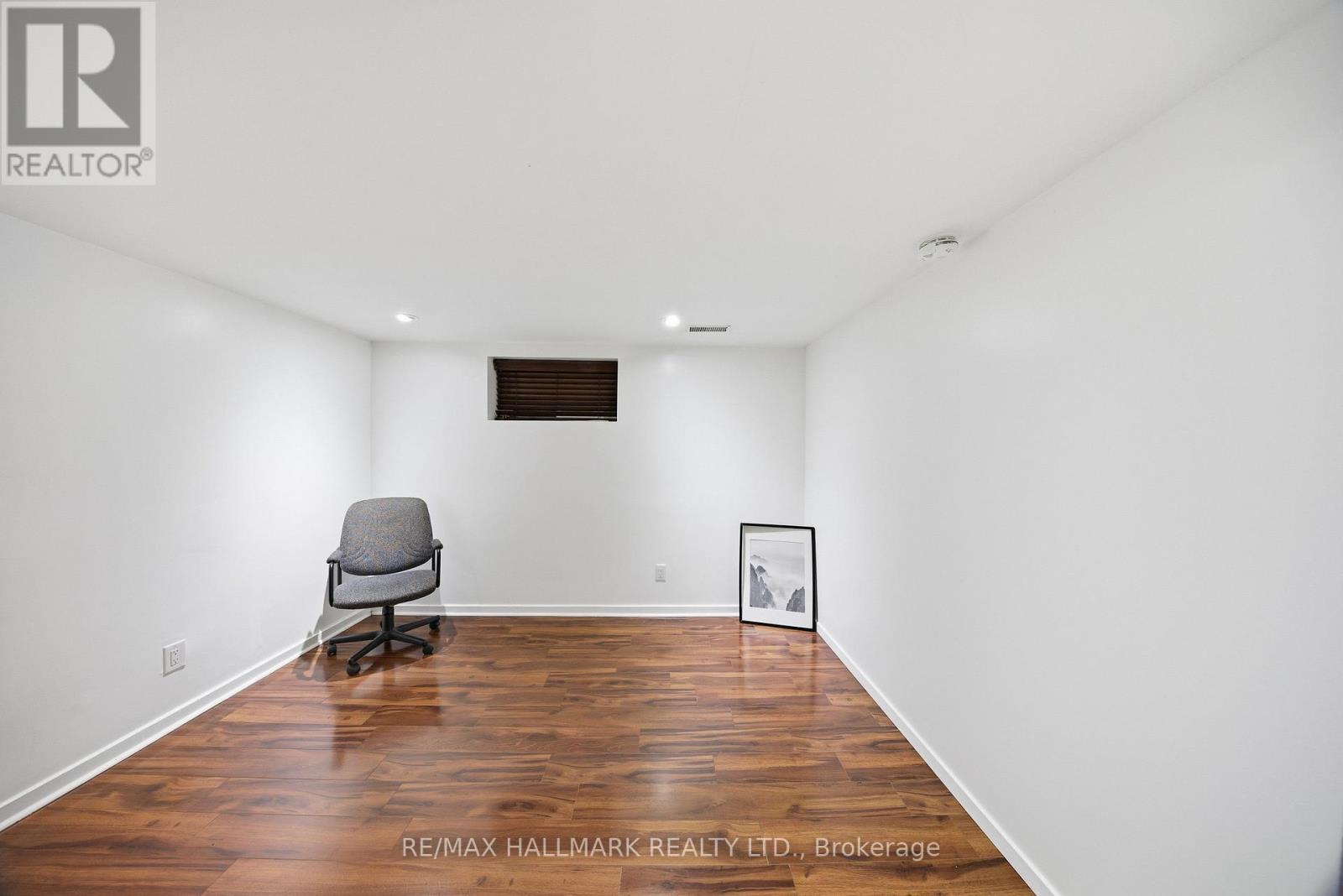 Bsmt - 34 Horfield Avenue, Toronto, ON - Indoor Photo Showing Other Room
