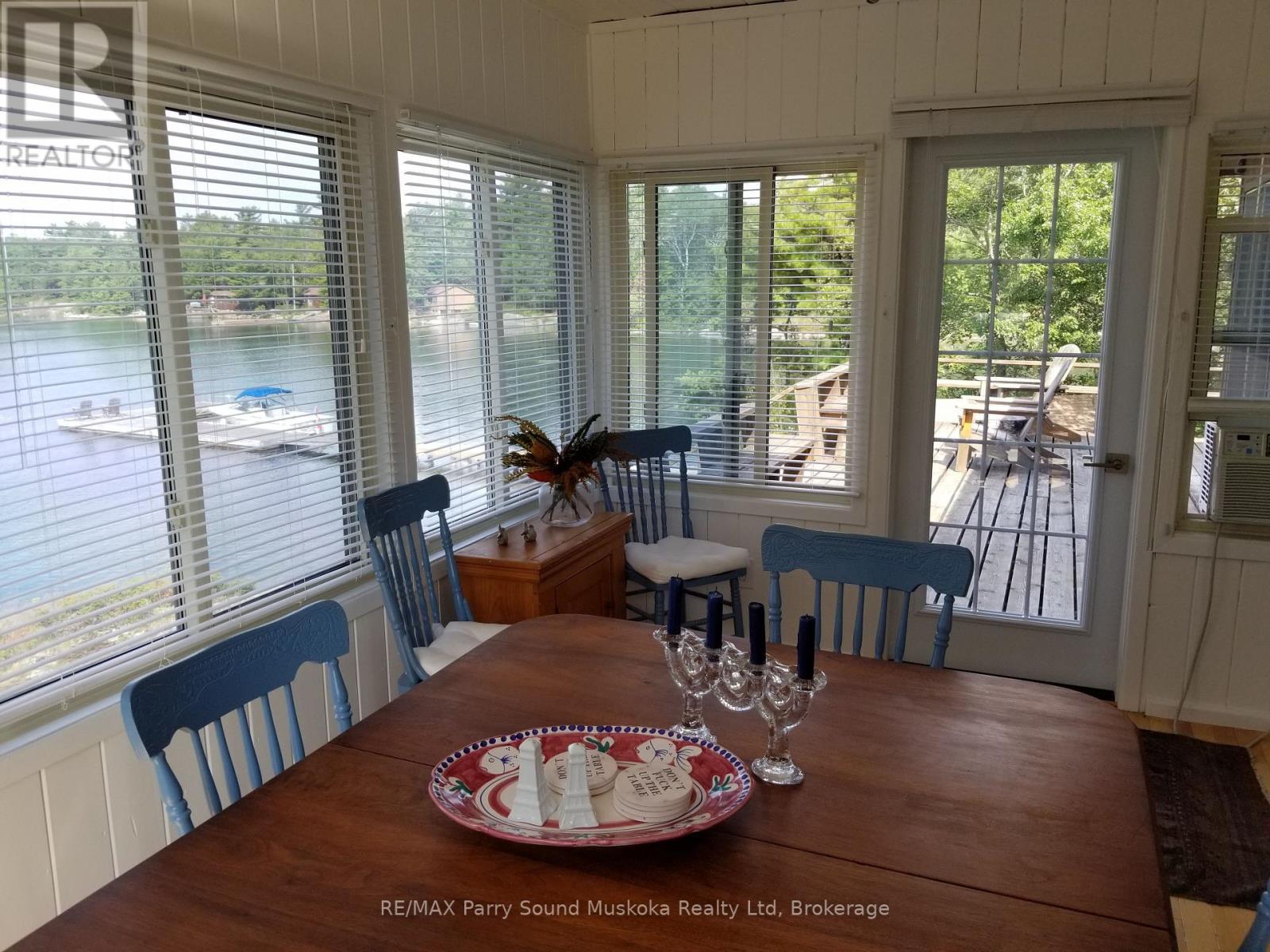 1260 Georgian Bay, The Archipelago (Archipelago North), ON - Indoor Photo Showing Dining Room