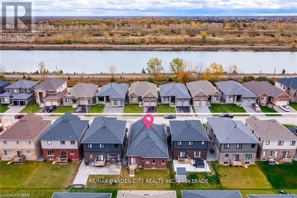 221 Shoreview Drive, Welland (Hwy 406/Welland), ON - Outdoor With Body Of Water With View