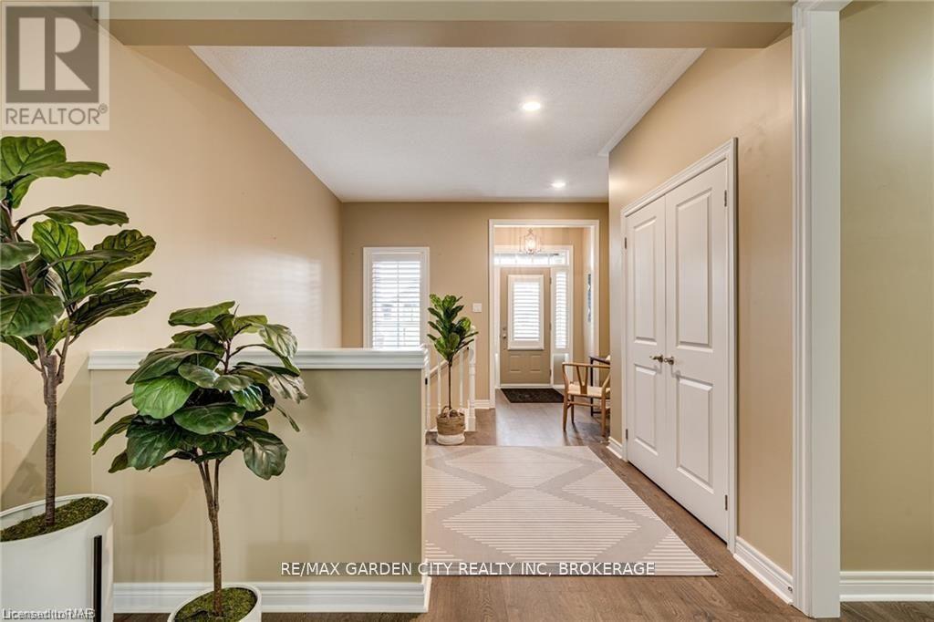 221 Shoreview Drive, Welland (Hwy 406/Welland), ON - Indoor Photo Showing Other Room