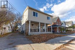 Close to schools and downtown -