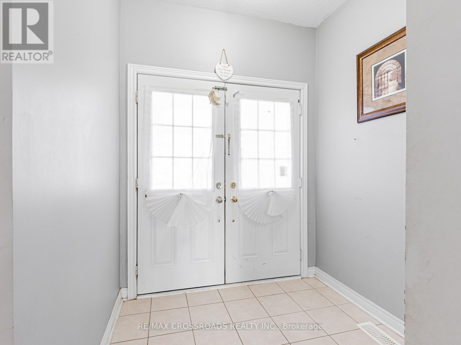 81 Lahore Crescent, Markham, ON - Indoor Photo Showing Other Room