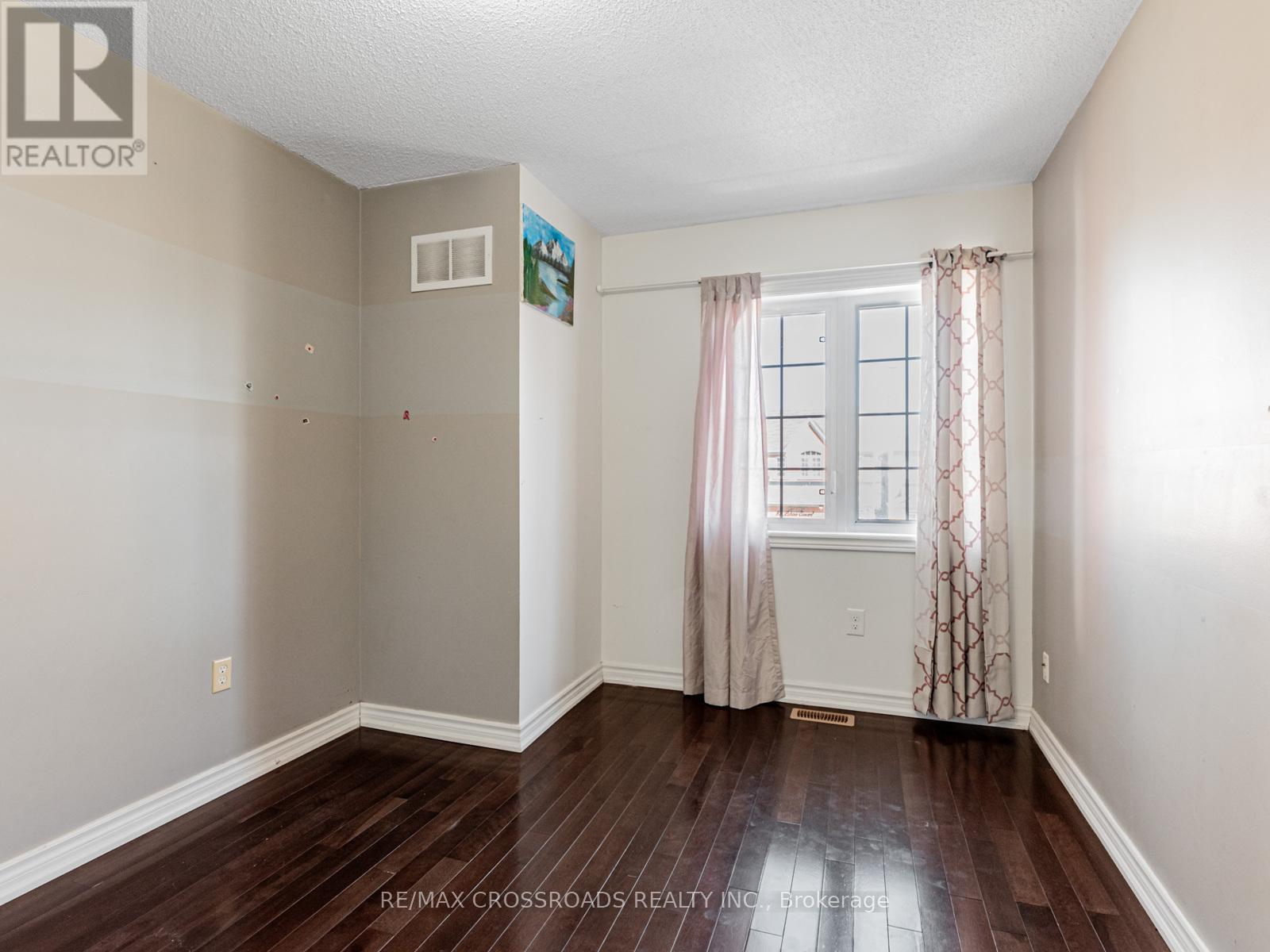 81 Lahore Crescent, Markham, ON - Indoor Photo Showing Other Room