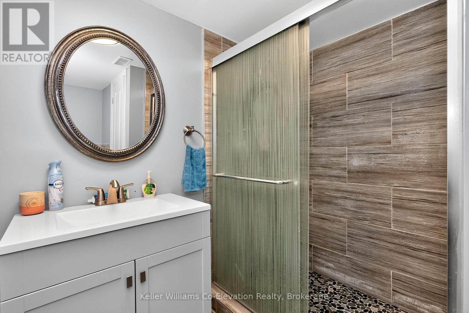 1950 Champlain Road, Tiny, ON - Indoor Photo Showing Bathroom