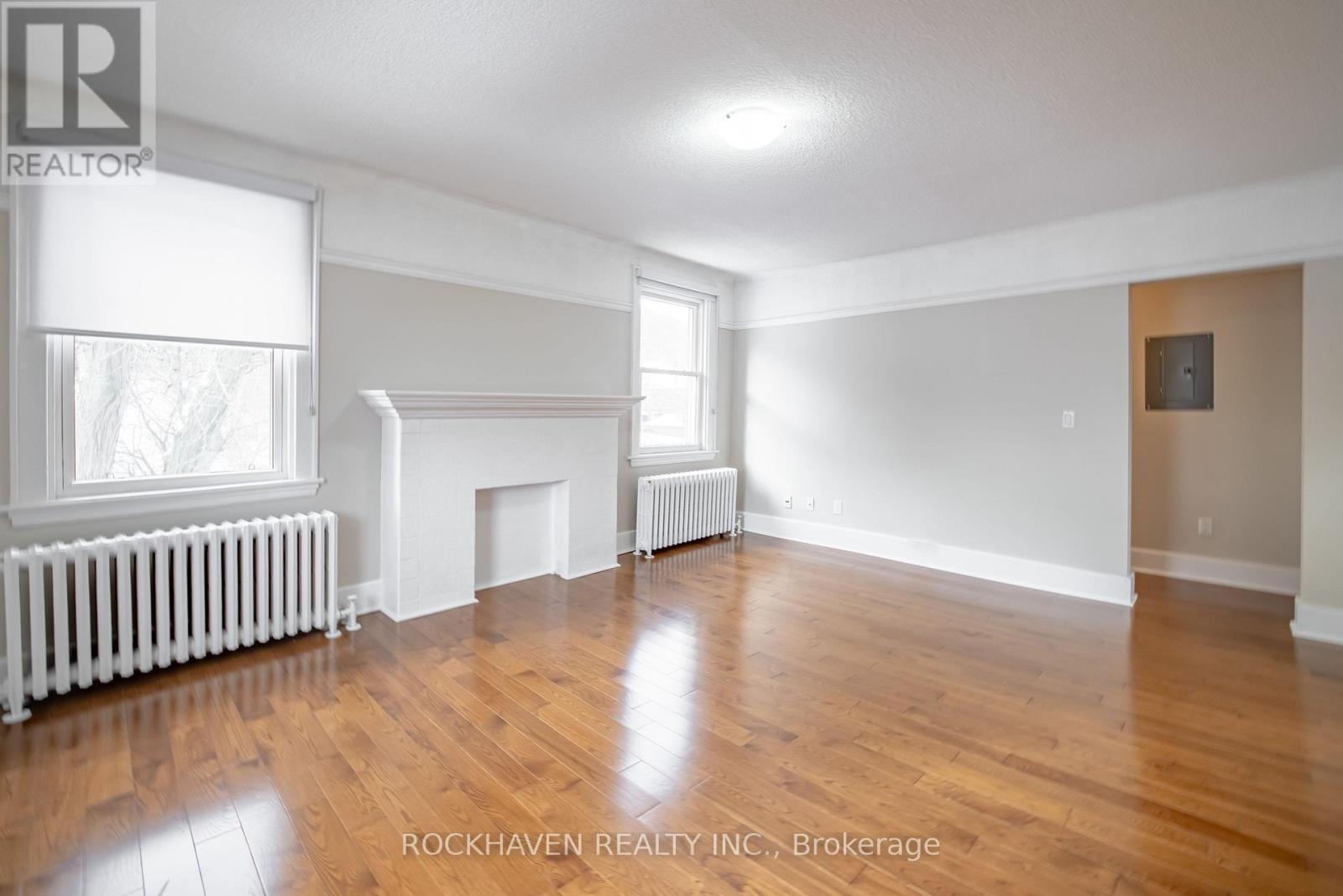 14 - 366 John Street S, Hamilton, ON - Indoor Photo Showing Other Room