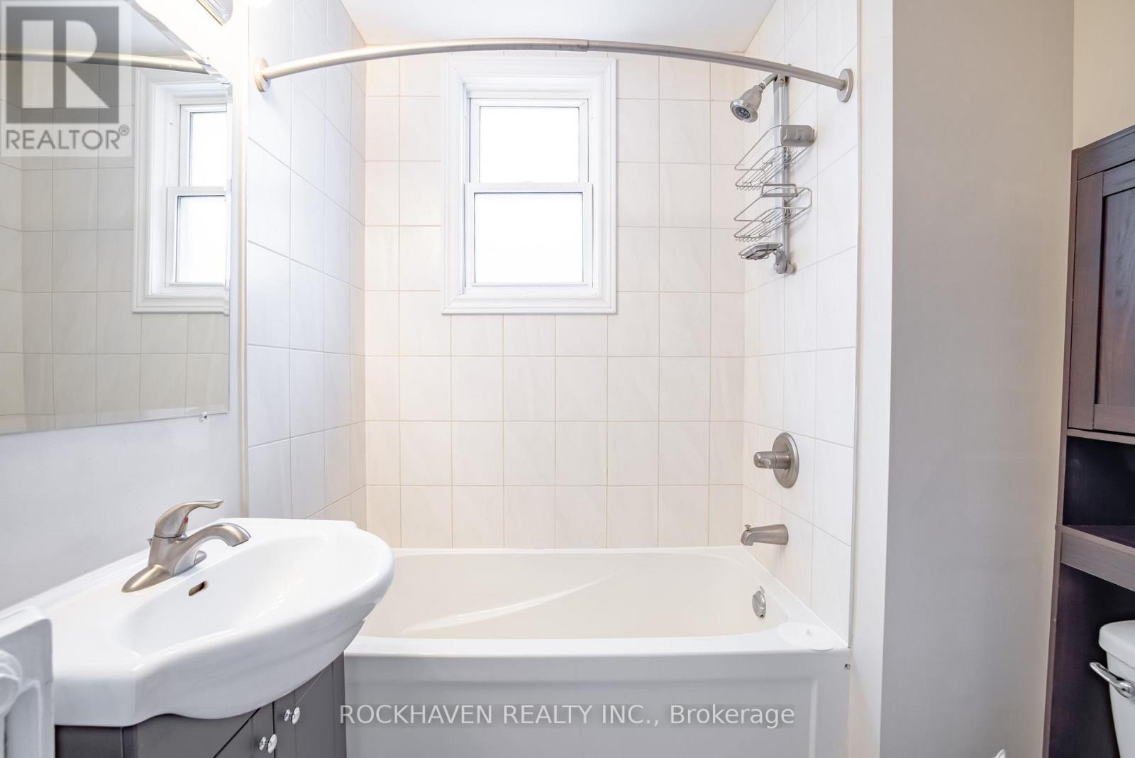 14 - 366 John Street S, Hamilton, ON - Indoor Photo Showing Bathroom