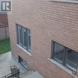 Main Fl - 84 Montmorency Drive, Hamilton, ON - Outdoor With Exterior