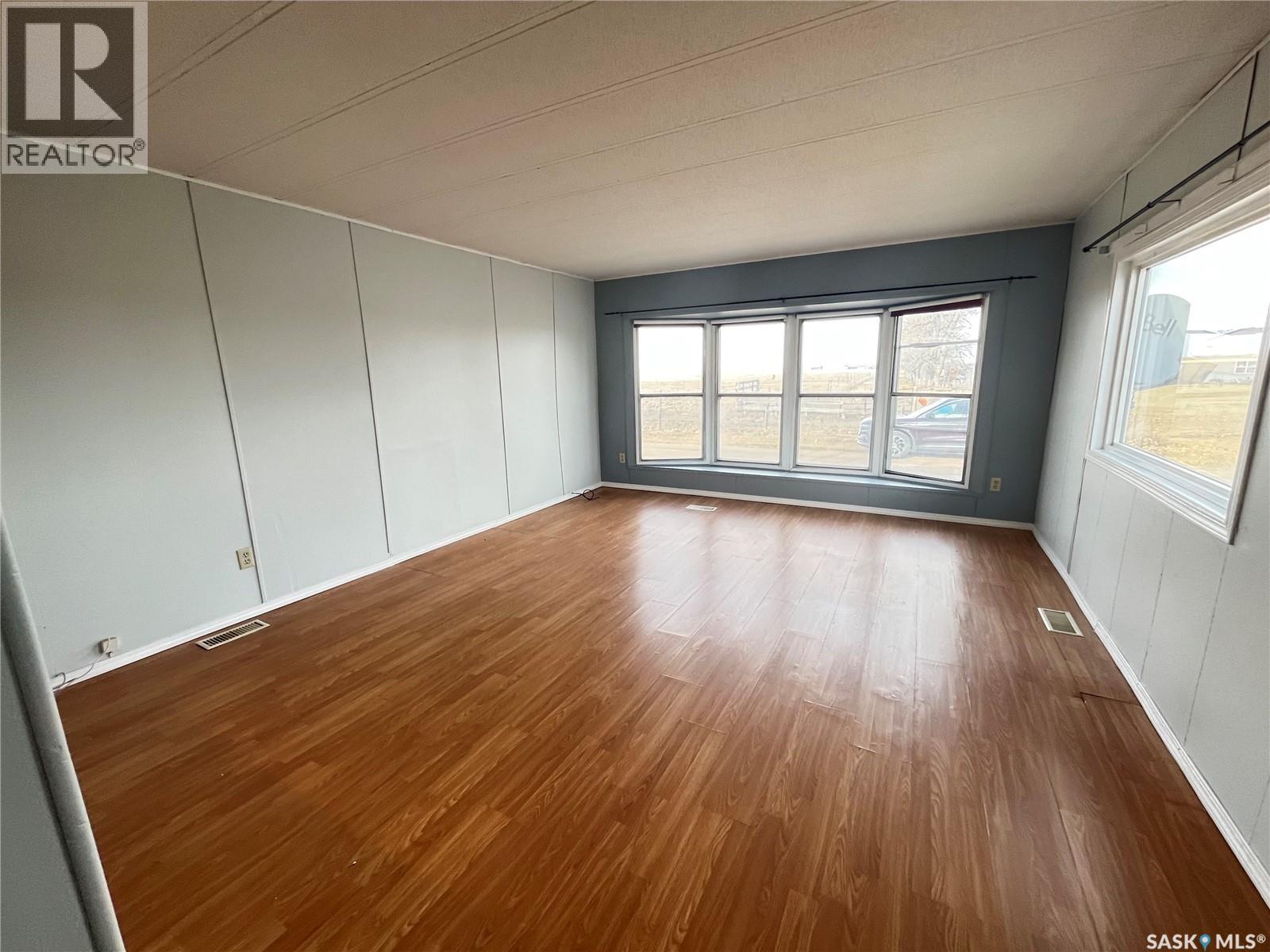 Cypress Mobile Home Park, Maple Creek, SK