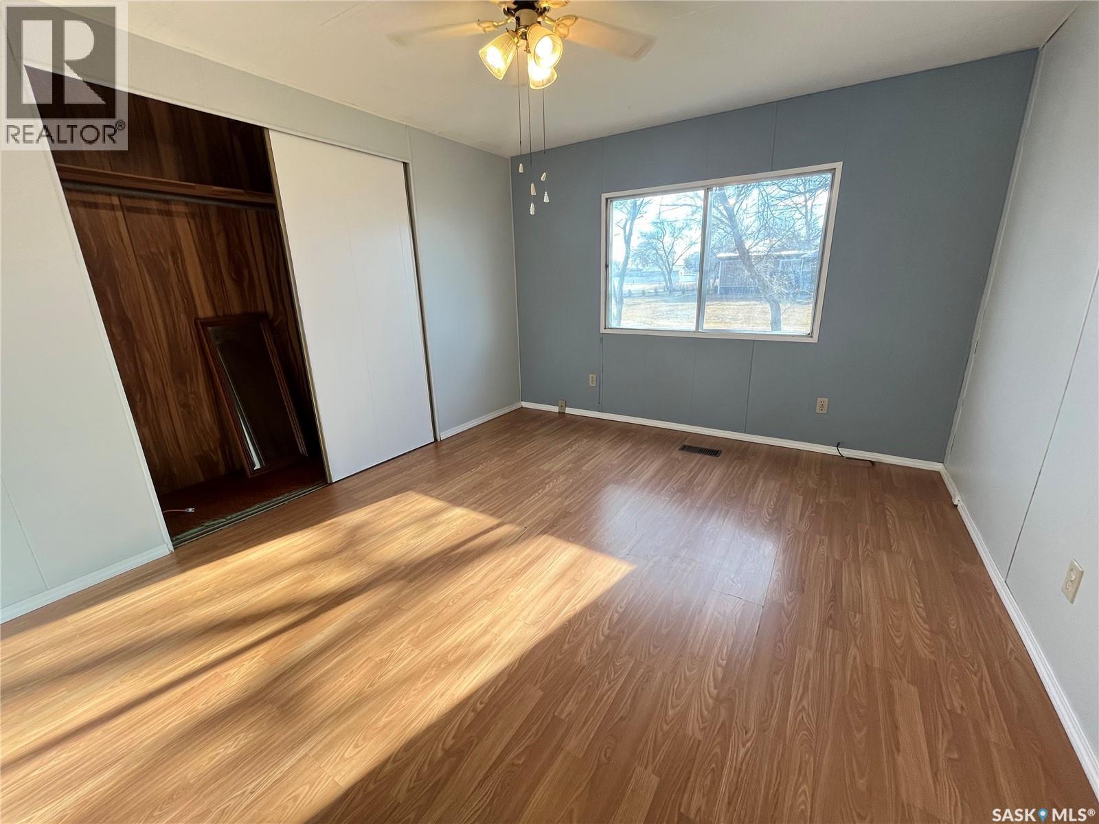 Cypress Mobile Home Park, Maple Creek, SK