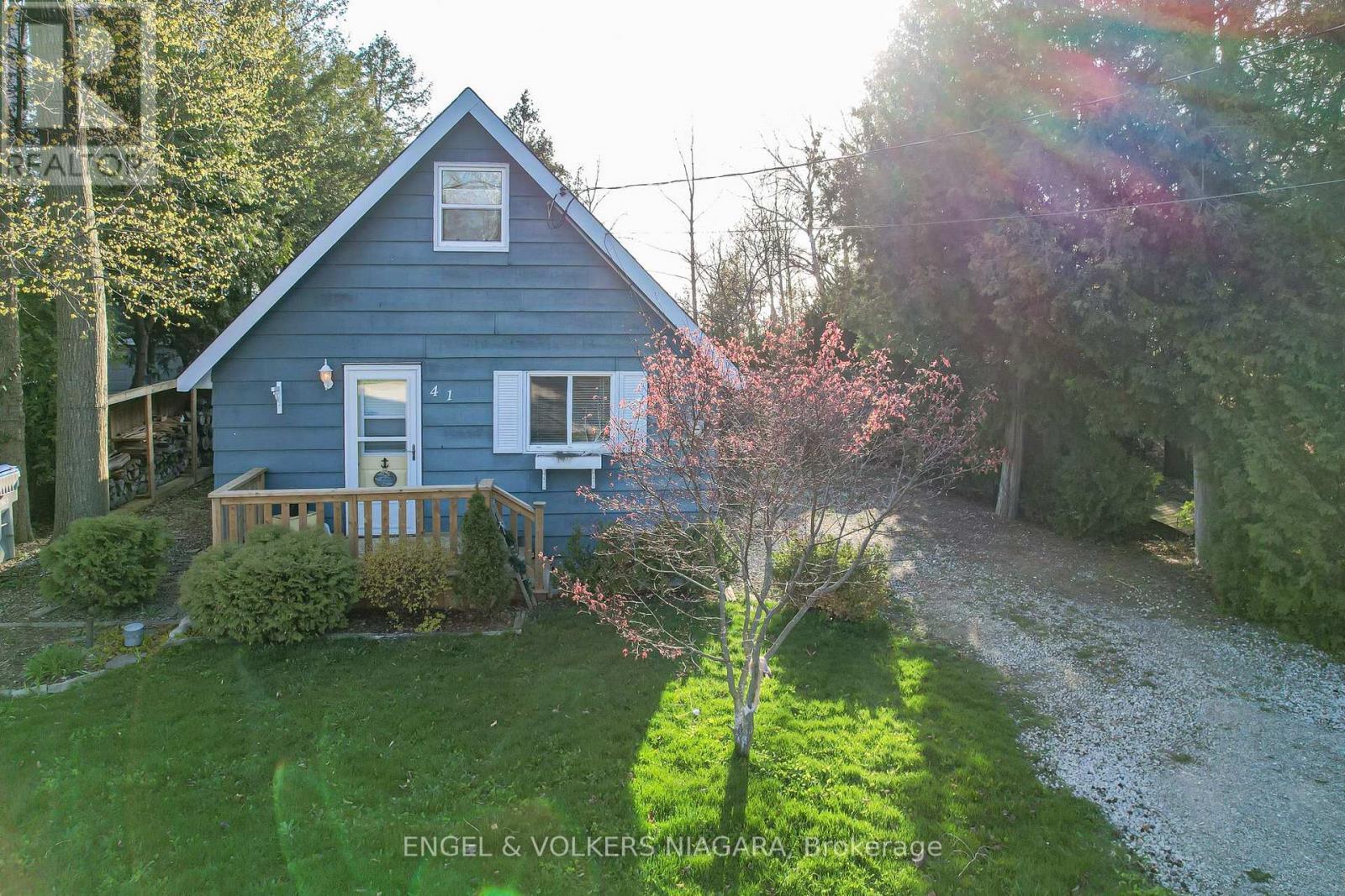 41 Andrew Crescent, Goderich (Goderich (Town)), ON - Outdoor