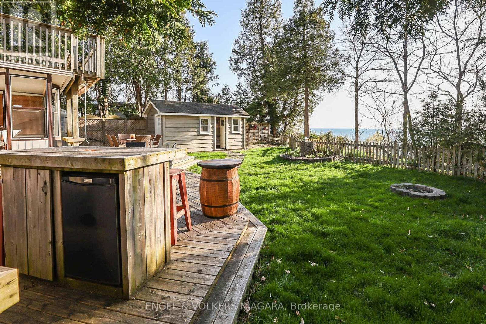 41 Andrew Crescent, Goderich (Goderich (Town)), ON - Outdoor