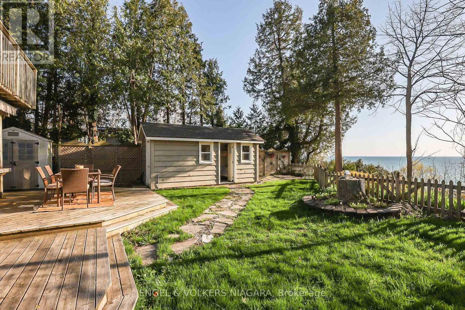 41 Andrew Crescent, Goderich (Goderich (Town)), ON - Outdoor With Deck Patio Veranda