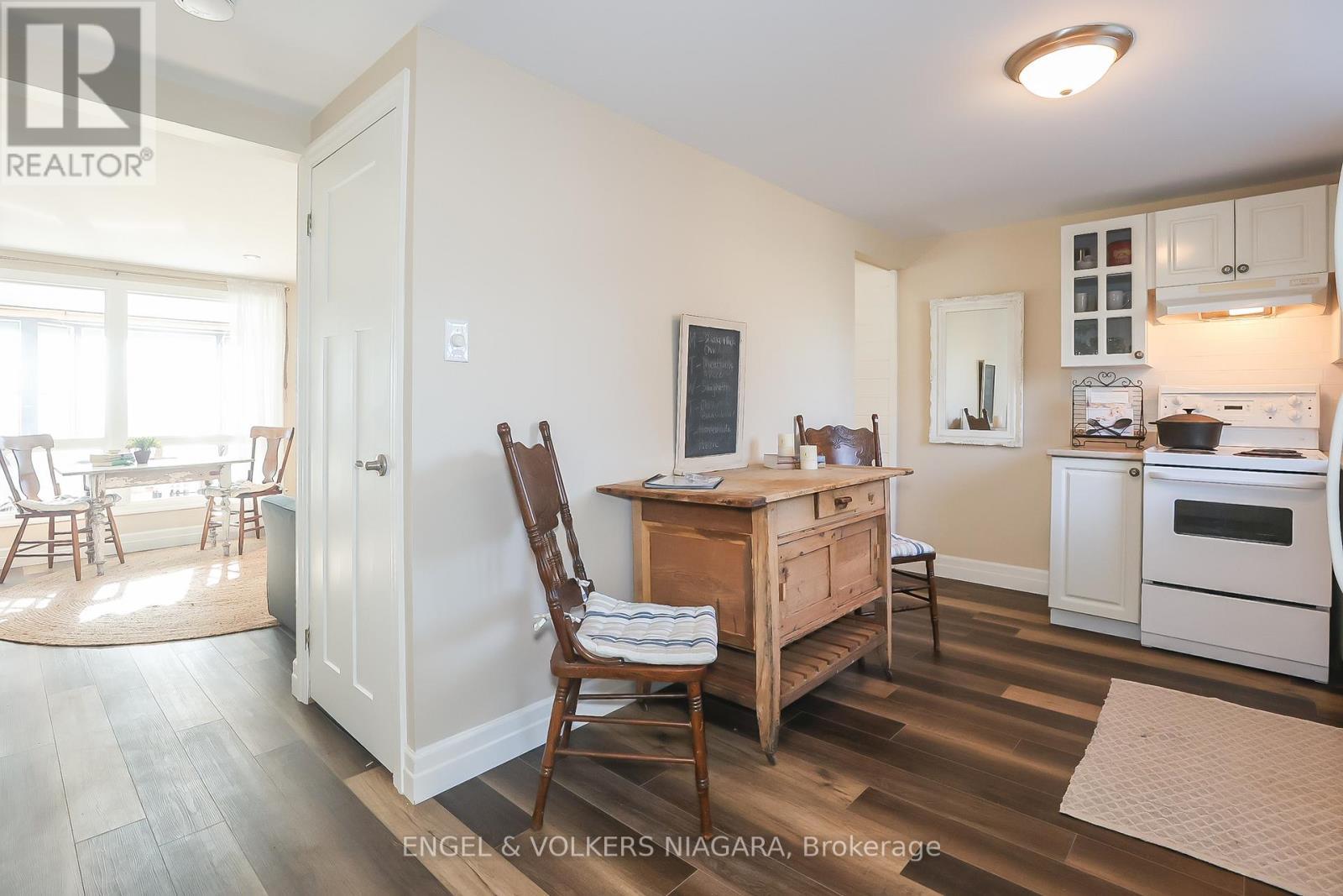 41 Andrew Crescent, Goderich (Goderich (Town)), ON - Indoor Photo Showing Kitchen
