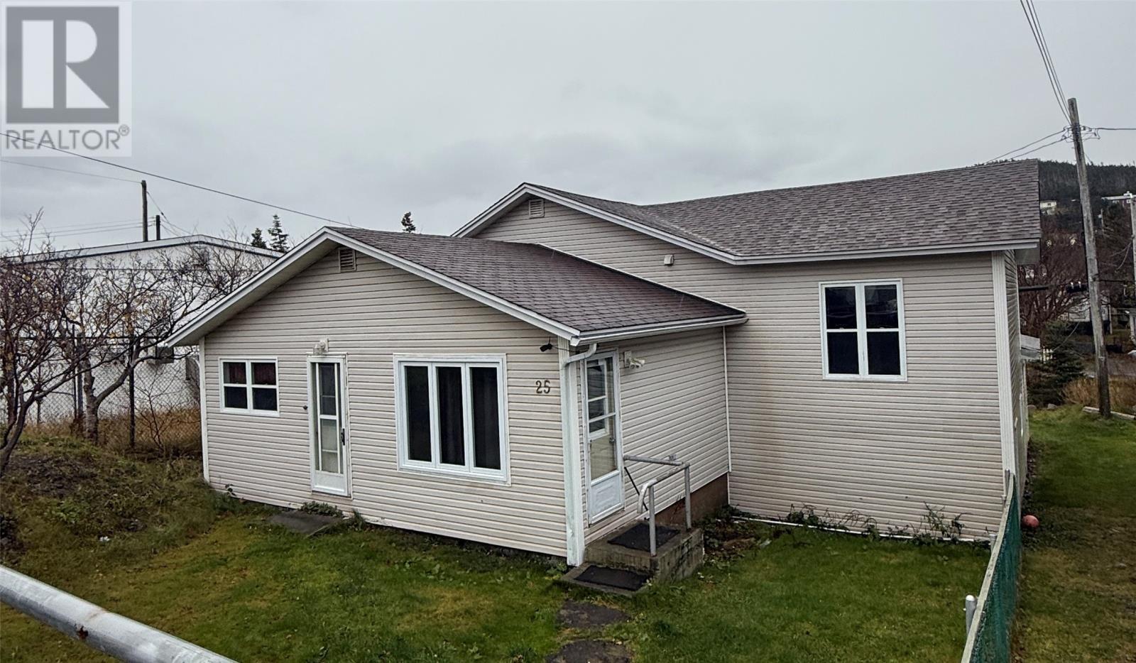 25 Freshwater Crescent, Freshwater, NL - Outdoor With Exterior