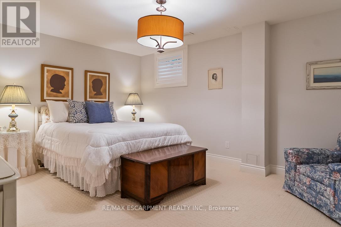 762 Hidden Grove Lane, Mississauga, ON - Indoor Photo Showing Bedroom