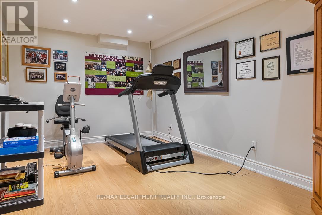 762 Hidden Grove Lane, Mississauga, ON - Indoor Photo Showing Gym Room