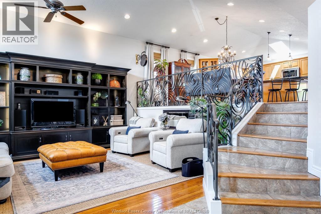 171 Sturgeon Meadows, Leamington, ON - Indoor