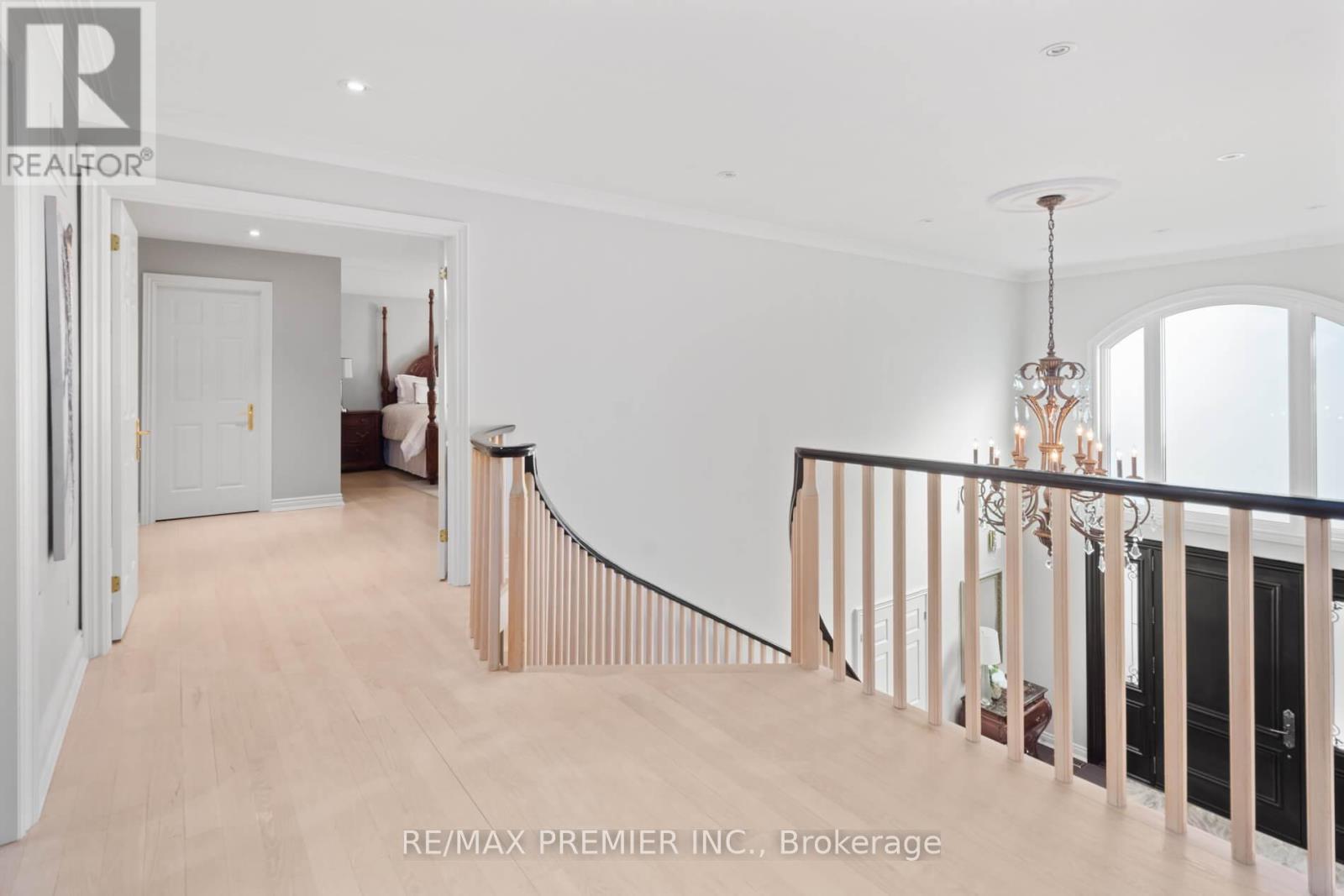 90 Shamrock Crescent, Vaughan, ON - Indoor Photo Showing Other Room