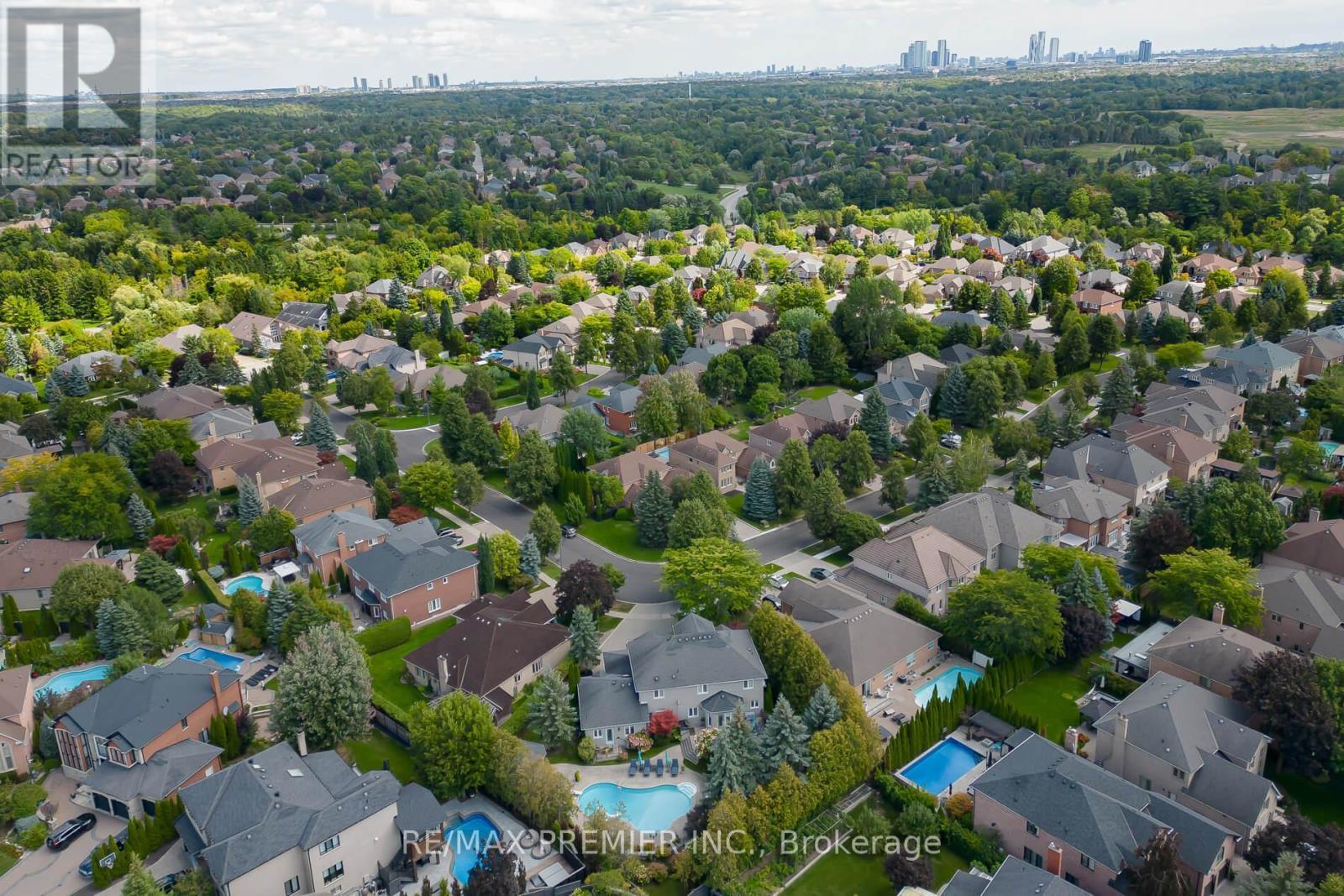 90 Shamrock Crescent, Vaughan, ON - Outdoor With View