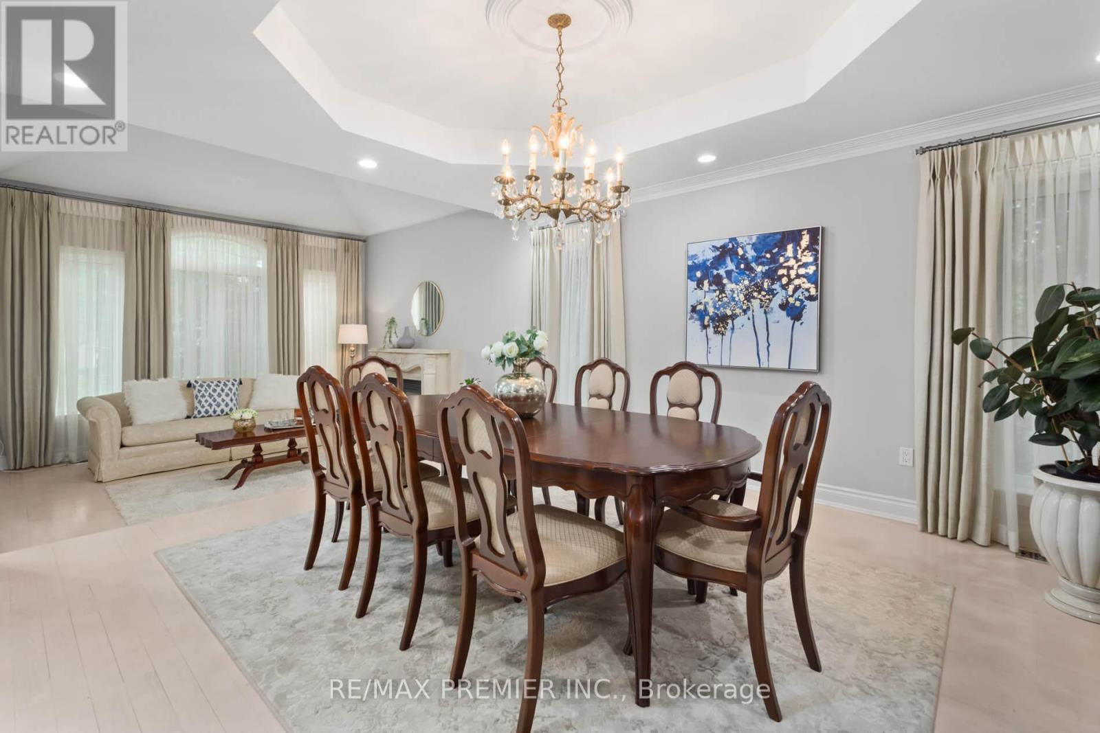 90 Shamrock Crescent, Vaughan, ON - Indoor Photo Showing Dining Room