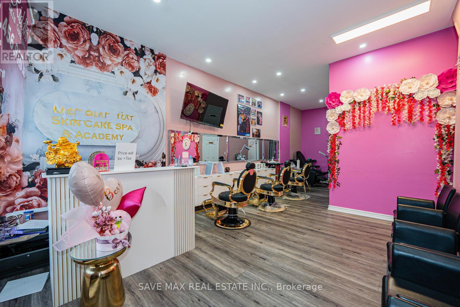 7060 Airport Road, Mississauga, ON