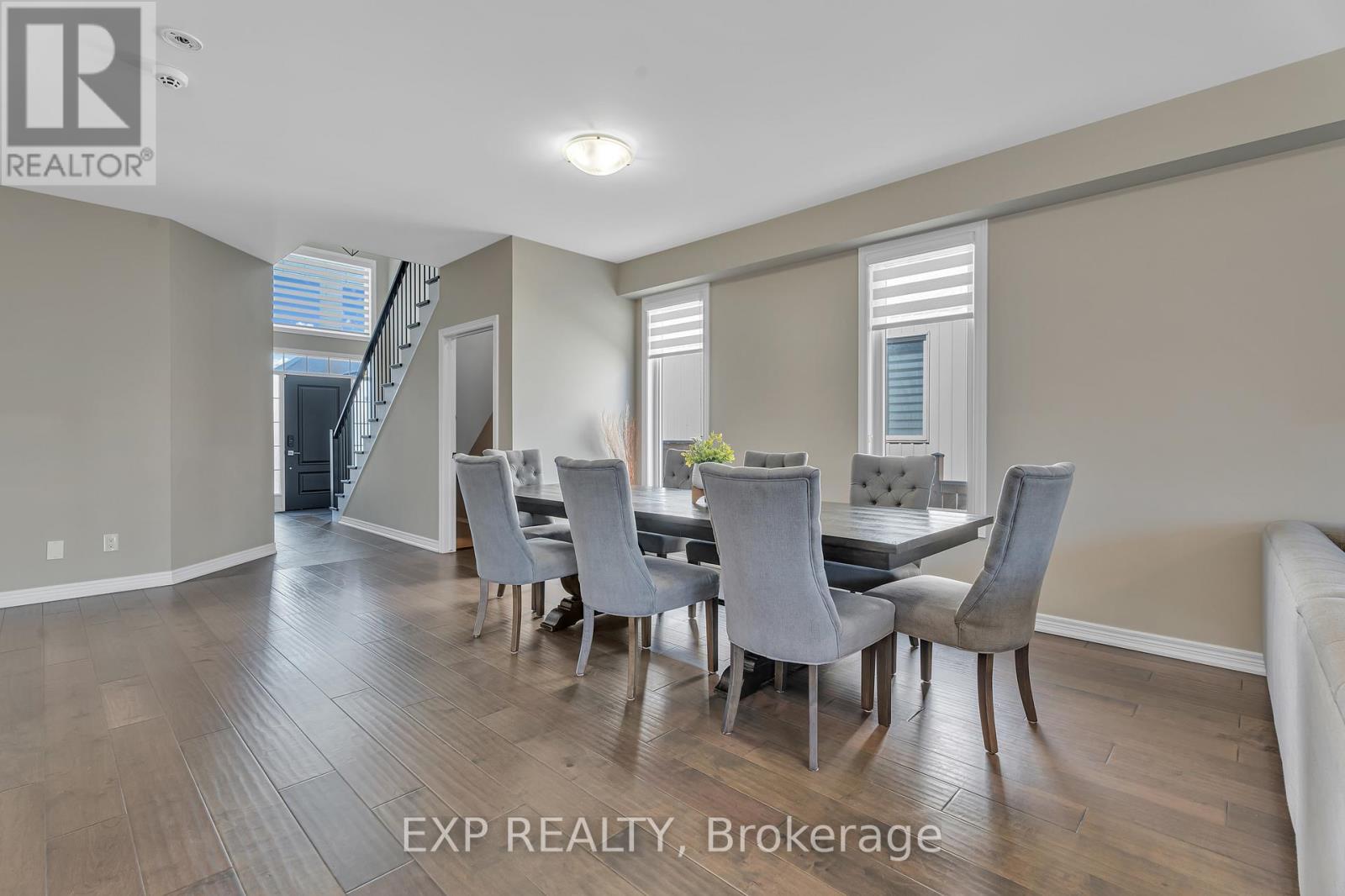 1206 Hansler Road, Thorold (Hurricane/Merrittville), ON - Indoor Photo Showing Dining Room